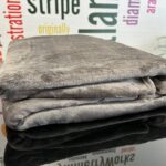 Ćebe Dreams 150x200cm Tamno siva boja