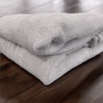 Ćebe Dreams 150x200cm Svetlo siva boja