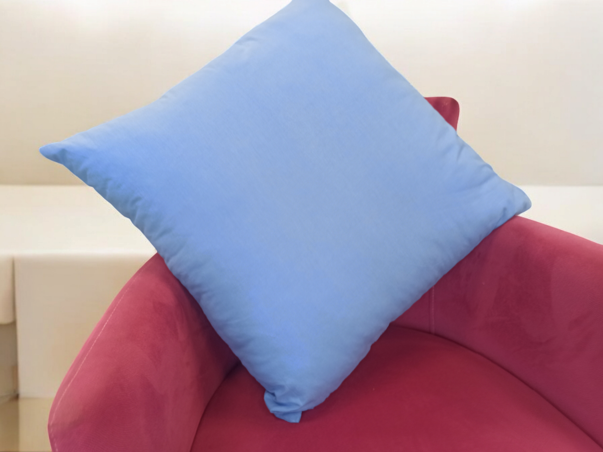 jastukplaviukrasni-1