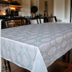 Stolnjak Damast 150x220cm D8