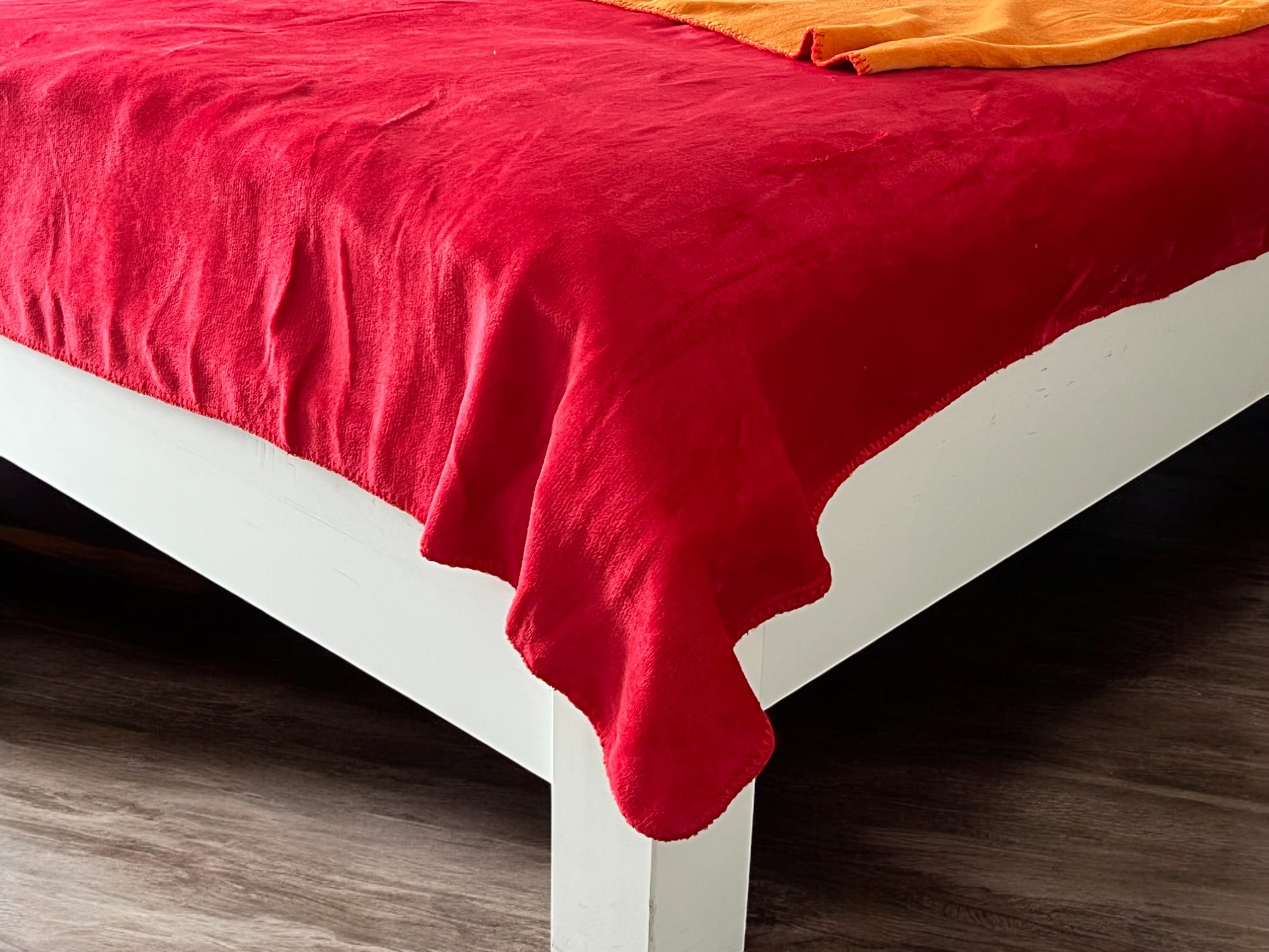 383crvenonarandzastocebe