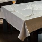 Vodootporni stolnjak 160x220cm Siva boja Kruna