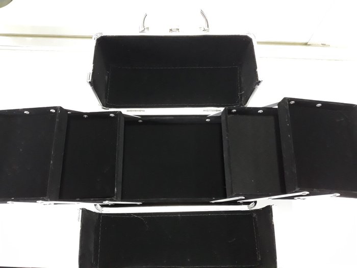 06a81dfd8d88ab4531706ebcff86