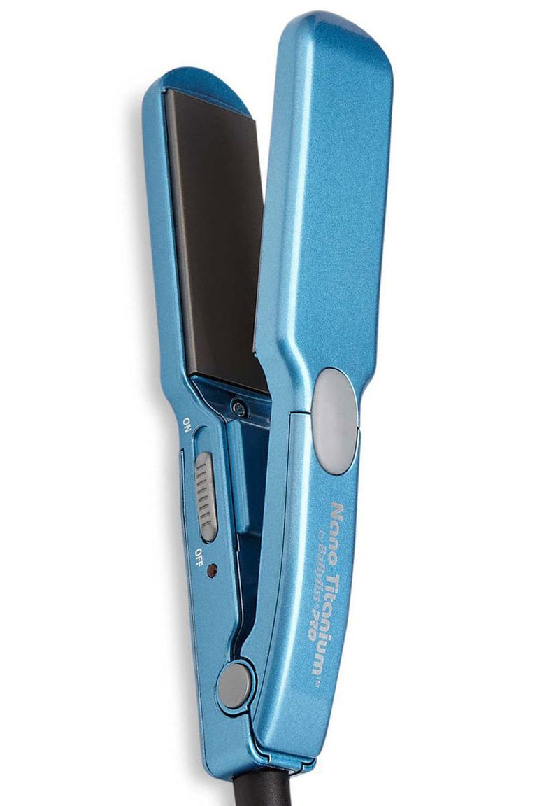 BaBylissPRO-Mini-Straightening-Iron-with-Travel-Pouch