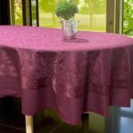 Stolnjak Ovalnog oblika 160x220cm Bordo cube