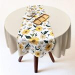 Set stolnjaka 140x180cm sa ranerom 40x140cm Krem boja/Cvet